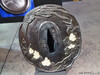Uma espada tsuba feita por Masao Kobayashi. (Fonte da imagem: MyNavi News) 