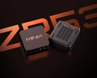 O ZR535 é equipado com o Ryzen 5 3501U, lançado recentemente, mas já desatualizado. Na foto: uma imagem promocional mostrando a parte superior e inferior do mini PC.