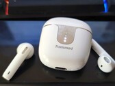 Tronsmart Onyx Ace Pro TWS em acabamento branco (Fonte: Própria)