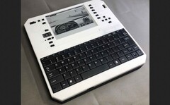 O Evertop PC é um clone do IBM XT com até 500 horas de duração da bateria e carregamento solar. (Fonte da imagem: ericjenott via Github)
