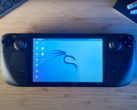 O SteamOS 3.0 da Valve, que alimenta o popular dispositivo portátil Steam Deck, é alimentado pelo Arch Linux. (Fonte da imagem: WJ Pearce via YouTube)