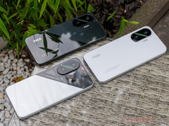 A Xiaomi oferecerá o Poco F7 em três cores de lançamento. (Fonte da imagem: Notebookcheck)