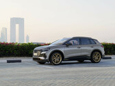 O Audi Q4 e-tron, totalmente elétrico, recebeu algumas atualizações notáveis para o ano modelo 2024. (Fonte da imagem: Audi)