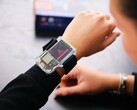 O smartwatch da CircuitMess é programável.