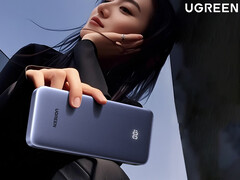 O banco de energia Ugreen 30 W 20.000 mAh custa cerca de US$ 14 na China. Na foto: uma imagem promocional do produto. (Fonte da imagem: Ugreen)