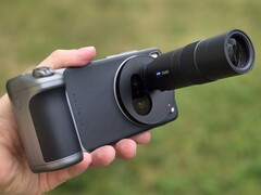 O mais recente kit de lentes externas para smartphones da Vivo. (Fonte da imagem: Notebookcheck)