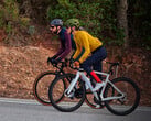 O Edge 1050 é um dos quatro computadores de ciclismo da Garmin elegíveis para a atualização da versão 28.20 da série da Garmin. (Fonte da imagem: Garmin)