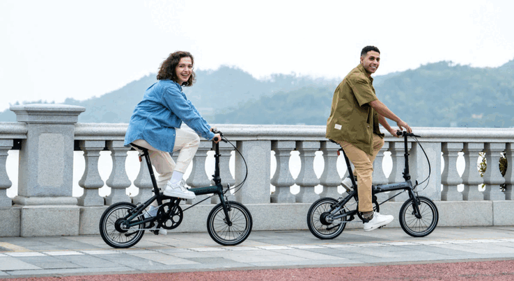 A e-bike Dahon K-Feather possui uma bateria de 120 Wh e oferece um alcance máximo de assistência de 40 km (24,85 milhas) (Fonte da imagem: Dahon)