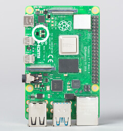 Todas as revisões do Raspberry Pi 4 podem ser facilmente overclockadas para 1,8 GHz. (Fonte da imagem: Raspberry Pi Foundation)