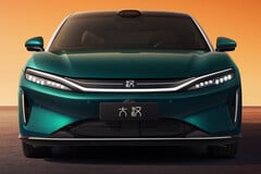 Autonomia de 626 milhas, 764 hp e recarga em 9 minutos: a BYD inicia as pré-vendas do novo sedã elétrico de luxo Da Han EV na China, com preços a partir do equivalente a cerca de US$ 36.900