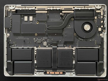 Layout interno MacBook Pro 14 M3