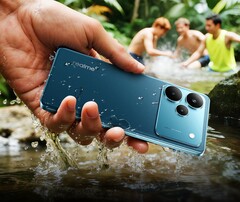 O Realme P4 Pro 5G está disponível em três cores, incluindo azul meia-noite. (Fonte da imagem: Realme)