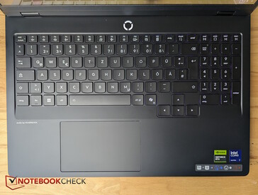 Teclado e touchpad