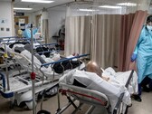 Uma ala de pacientes com coronavírus no Brooklyn, em março de 2020 (Fonte da imagem: Victor Blue e The New York Times; cortado)