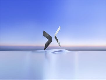 O Asus ExpertBook A7 nas cores preto eclipse e prata lunar