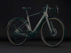 A Nuroad Hybrid C:62 Race 400X FE 2027 é uma nova bicicleta elétrica para gravel
