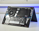 O Lenovo ThinkBook 14 Gen 8 IAL, com a tampa traseira removida (fonte da imagem: Benjamin Herzig/Notebookcheck)