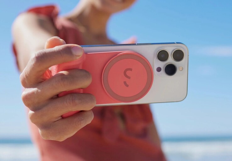 O Qi2 permite o uso de acessórios magnéticos, como o SnapGrip. (Fonte da imagem: Shiftcam)