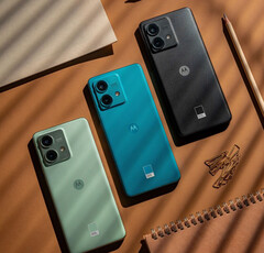 A Motorola oferece o Ege 40 Neo em três opções de cores Pantone. (Fonte da imagem: Motorola)