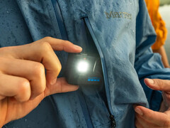 A GoPro Hero ganhou um LED brilhante e recursos de vídeo 4K/60 FPS. (Fonte da imagem: GoPro)