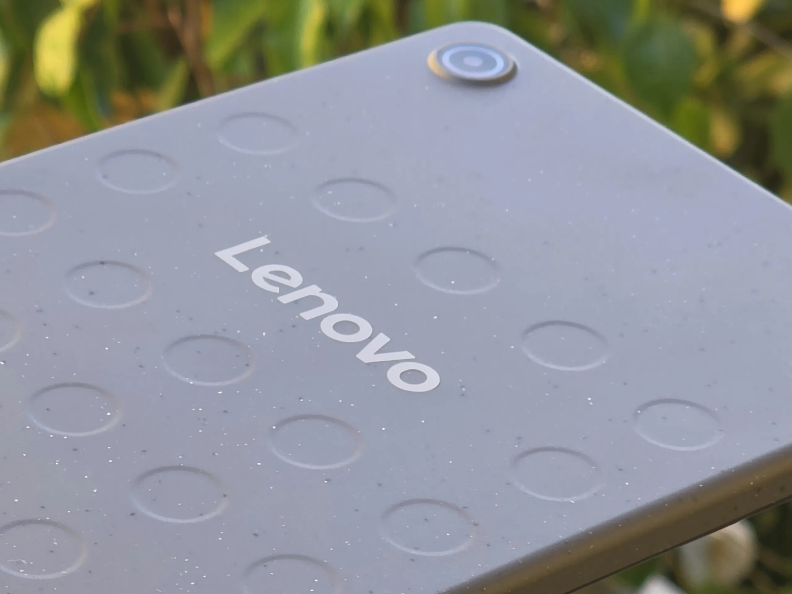 Lenovo Tab One: Um tablet de US$ 100 feito de plástico reciclado
