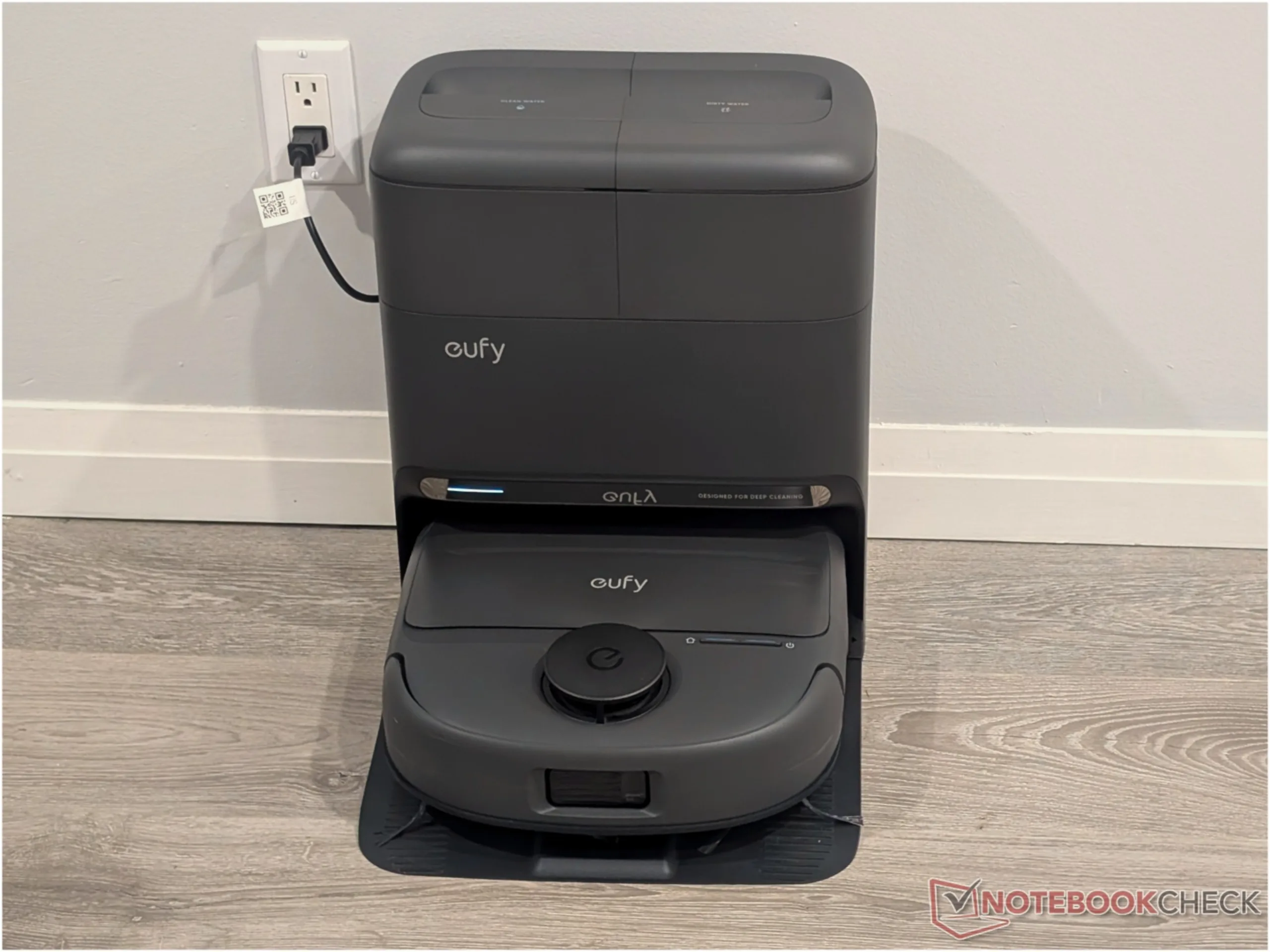 avaliação do aspirador robô Omni C28 da eufy: Aspirador robô de