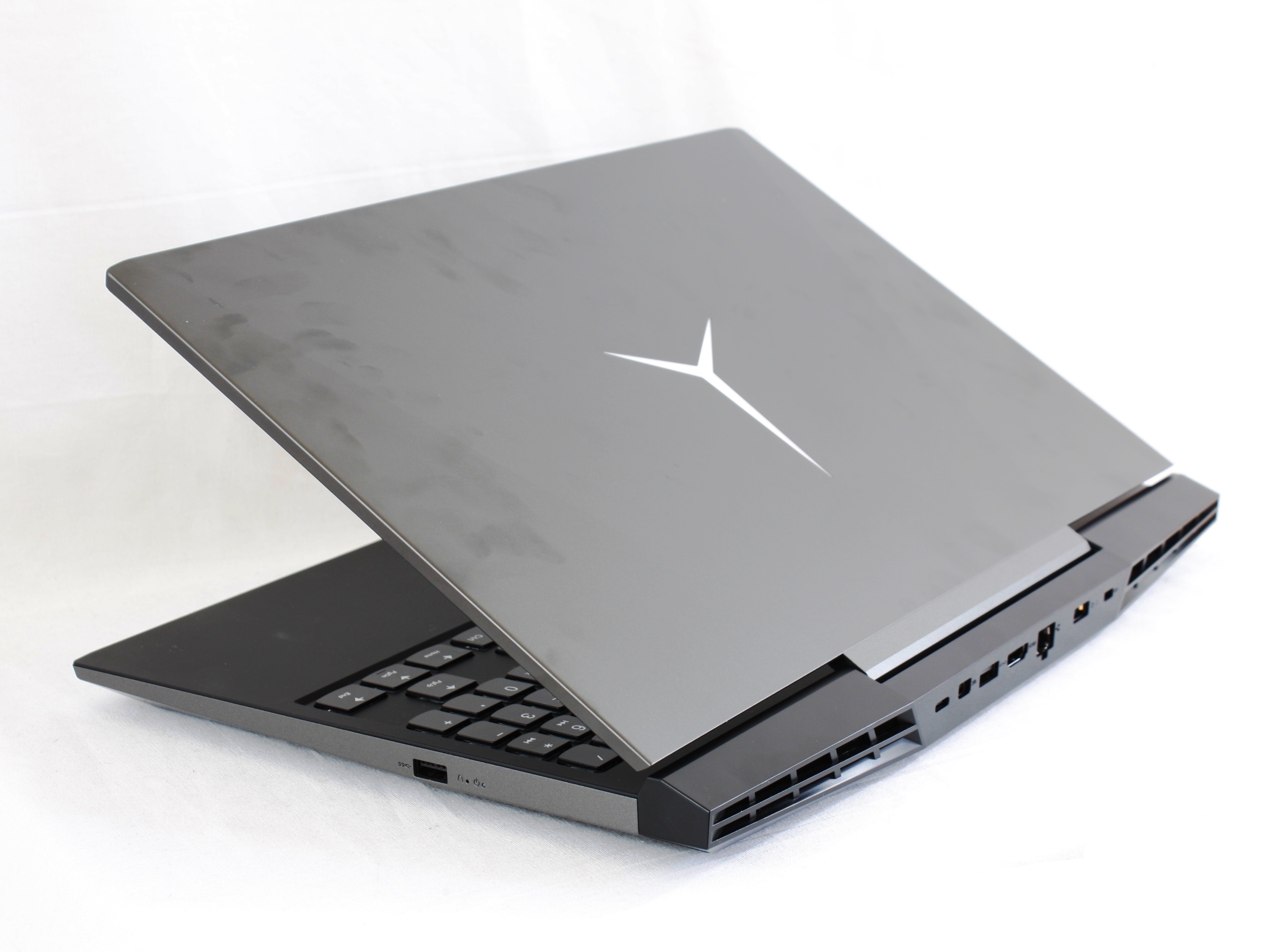 Lenovo Legion Y7000P1060 Notebookcheck.info